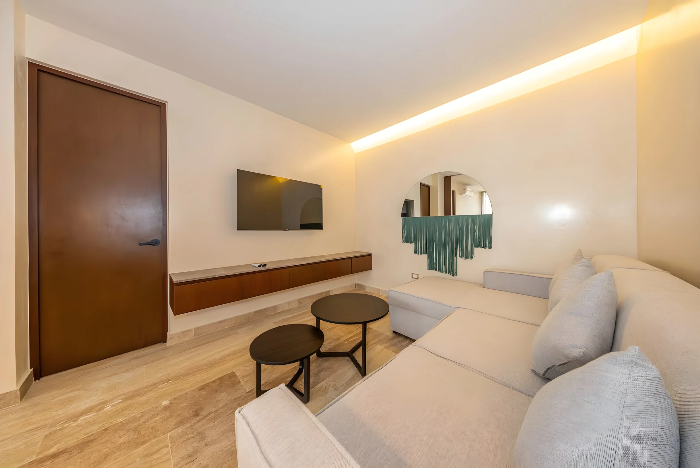 Cozzy 3BR  PH w/ private plunge pooll+ Close to Beach #10
