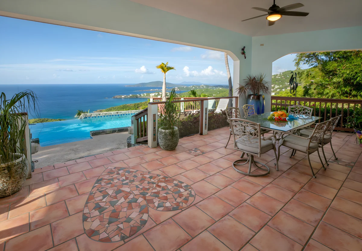 Home in St. Thomas property photo 4