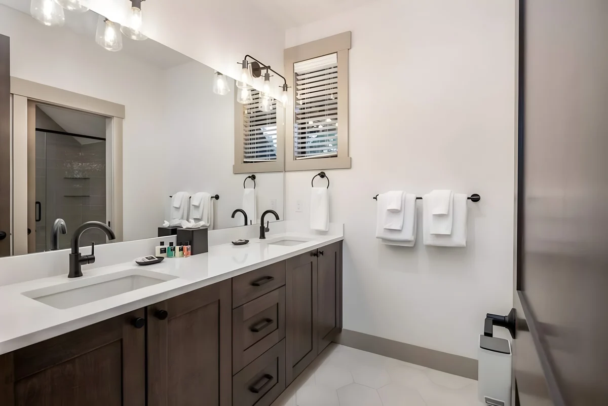 Wander Cle Elum Timber