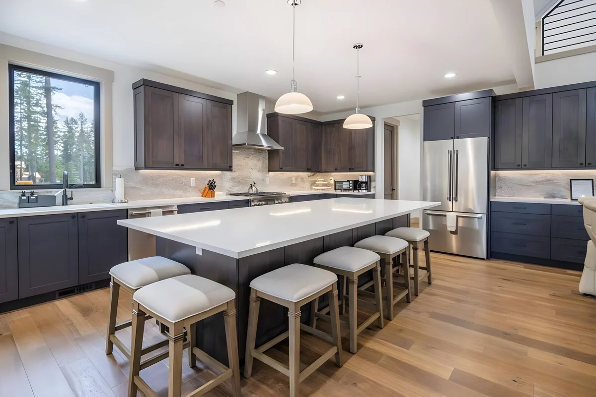 Wander Cle Elum Timber