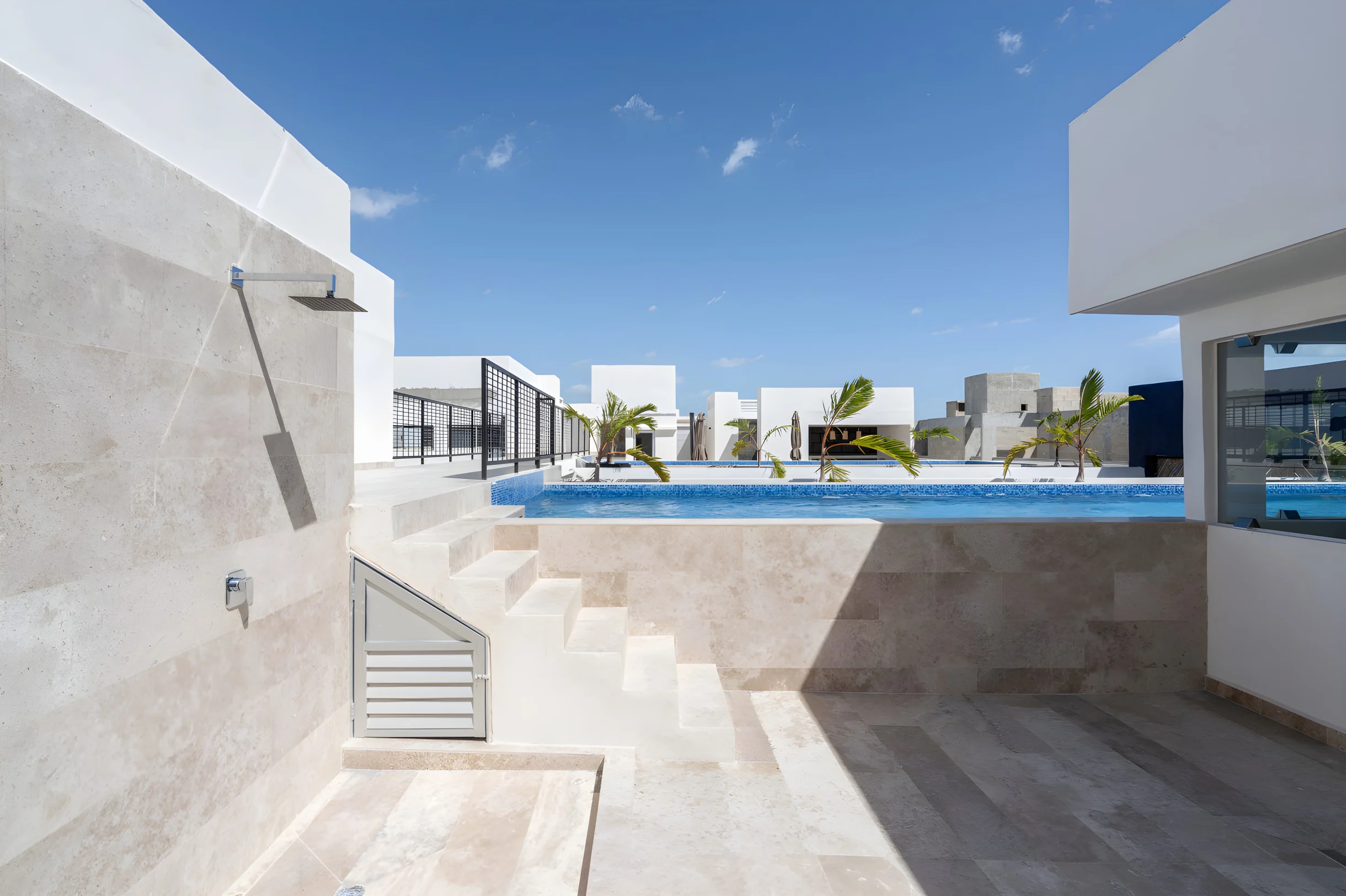 Lux 2 BD Suite w/ Private Plunge Pool + Terrace #21