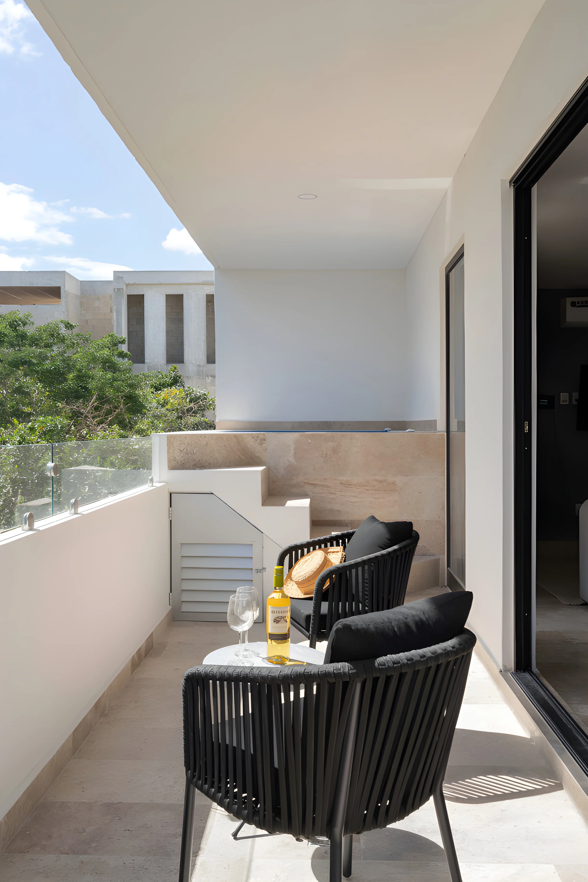 Lux 2 BD Suite w/ Private Plunge Pool + Terrace #32