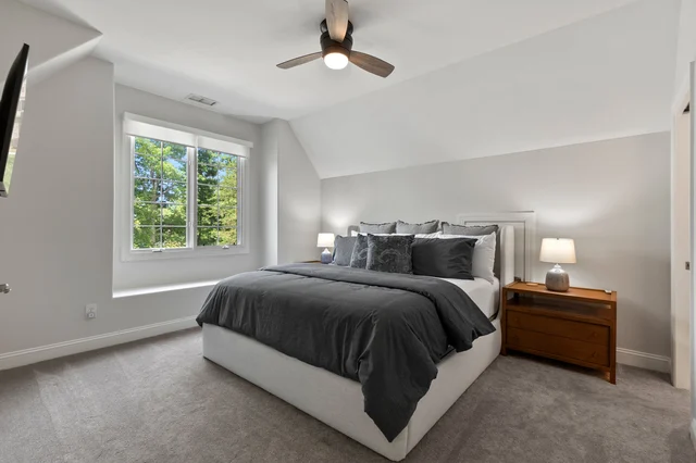 Bedroom 3 image 1