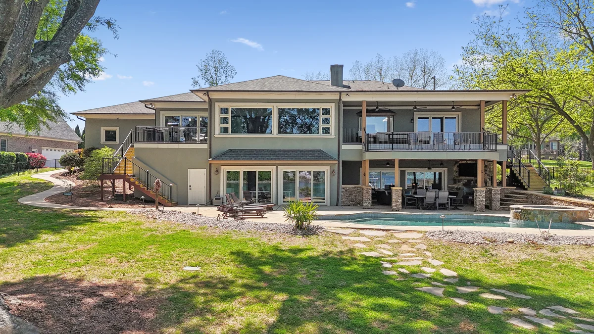 Wander Mooresville Lakeview Retreat