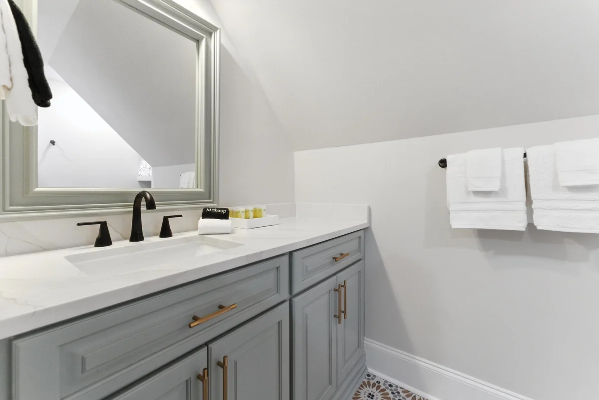 Wander Denver Stillwaters