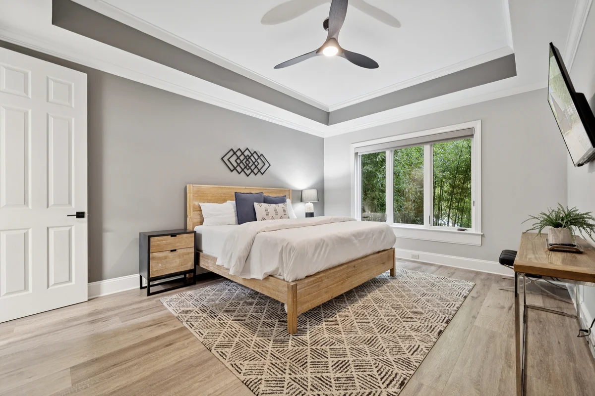 Bedroom 1 image 1