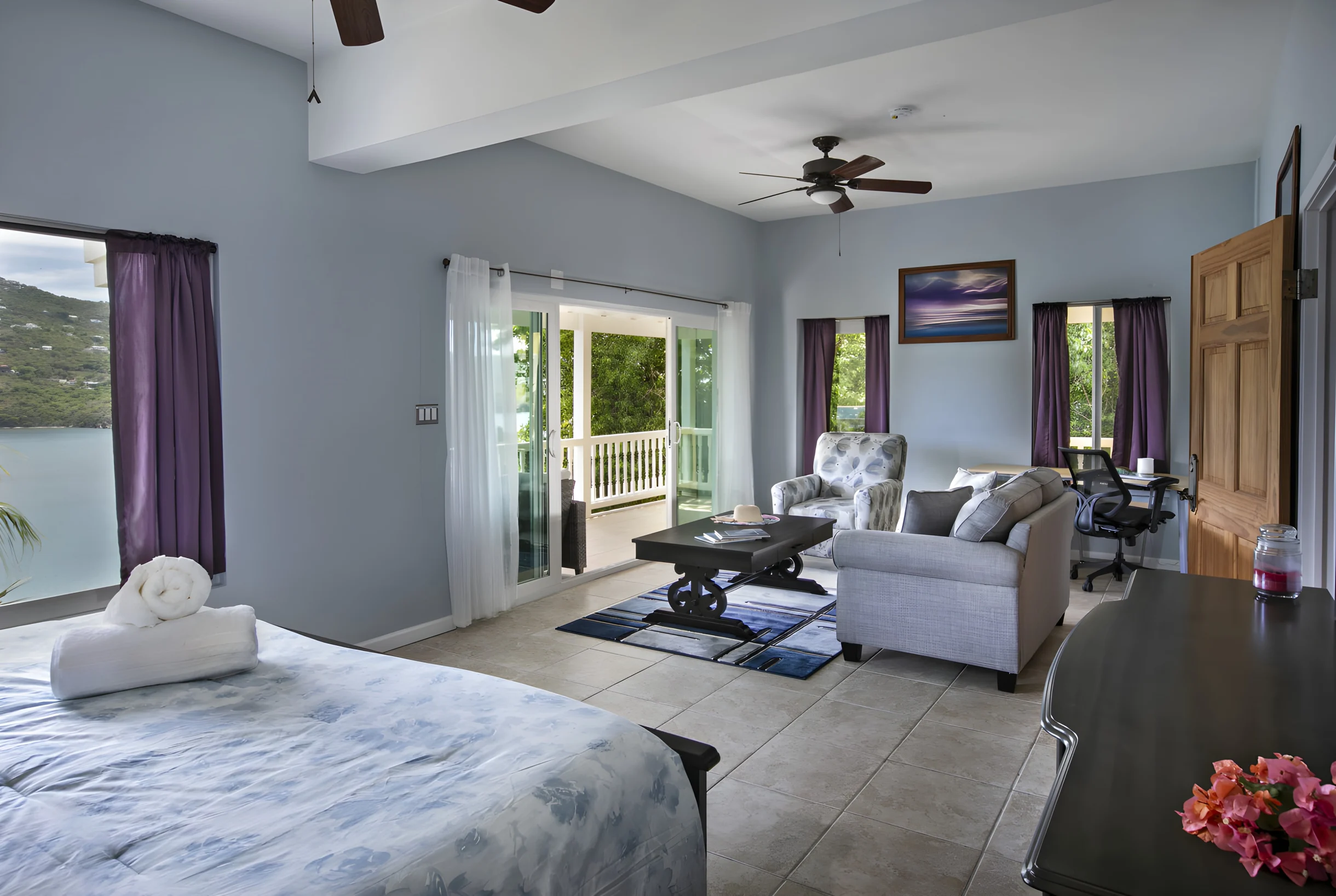 Home in St. Thomas property photo 3