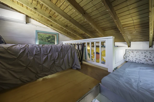 Bedroom 1 image 1