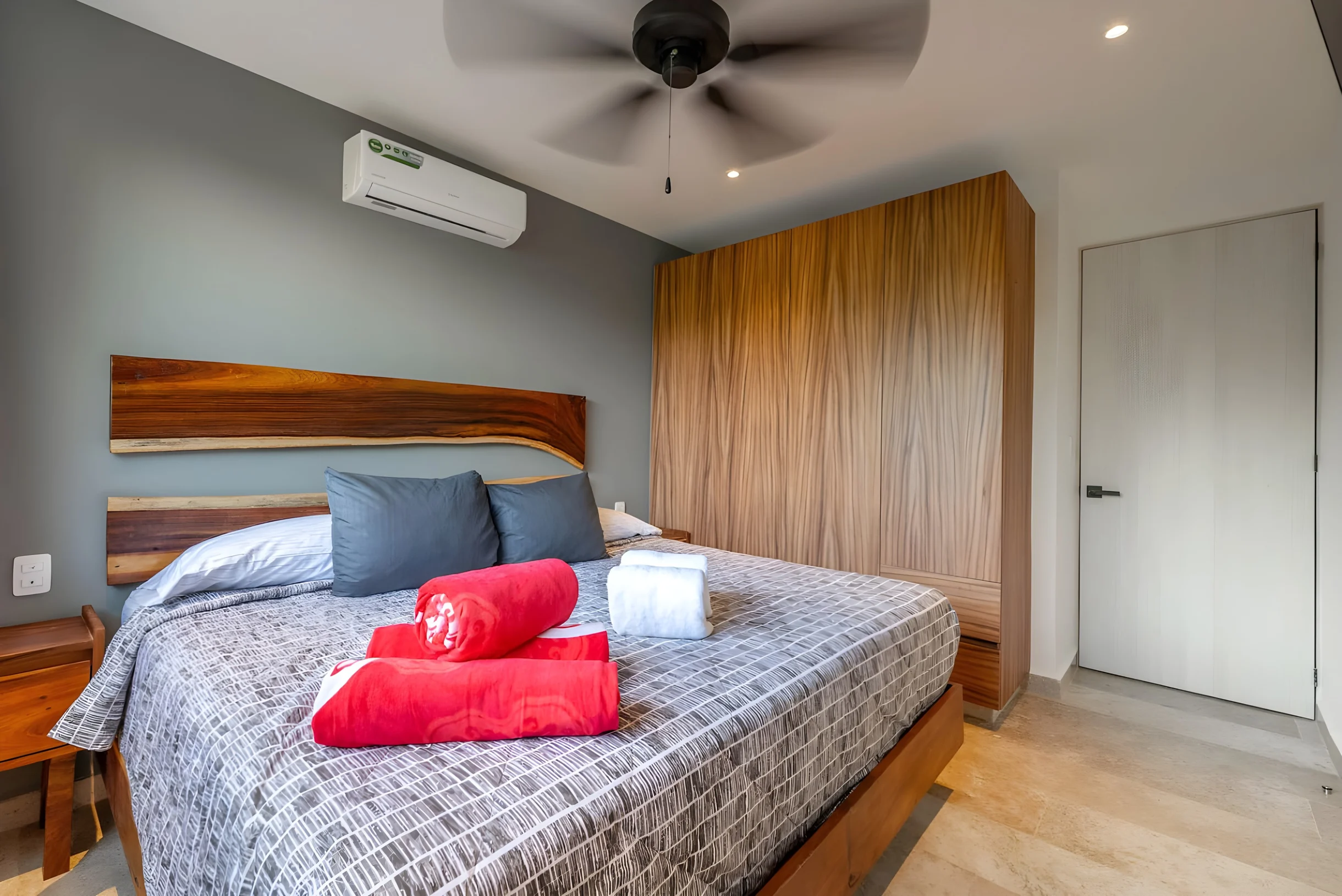 Lux 2 BD Suite w/ Private Plunge Pool + Terrace #24