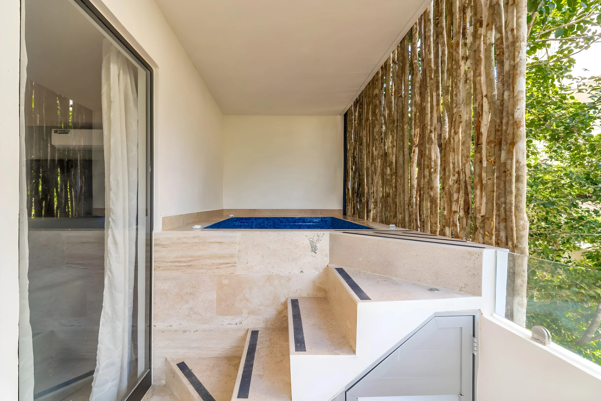 Lux 2 BD Suite w/ Private Plunge Pool + Terrace #29