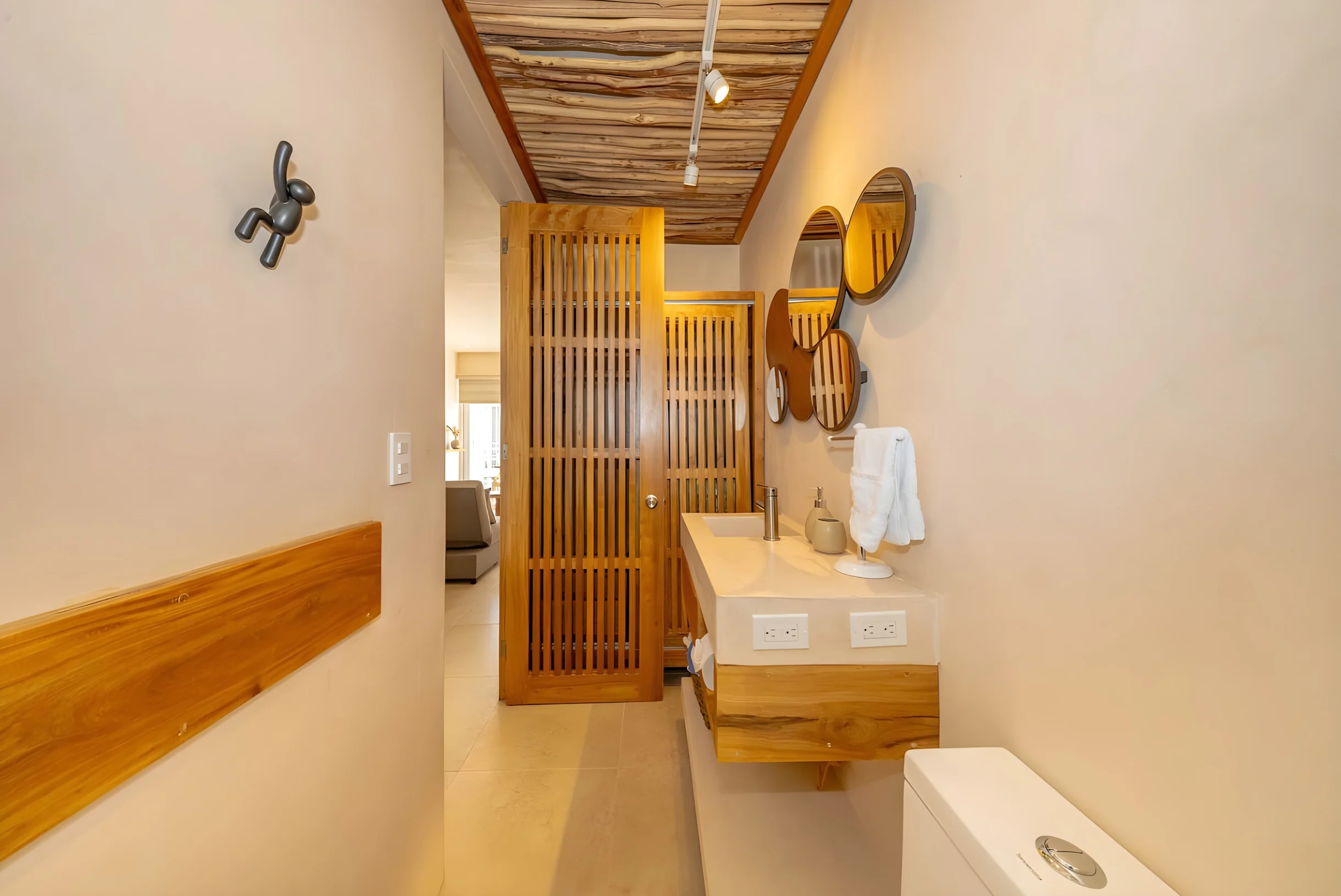 Jungle Chic King Studio w/ Pool #43