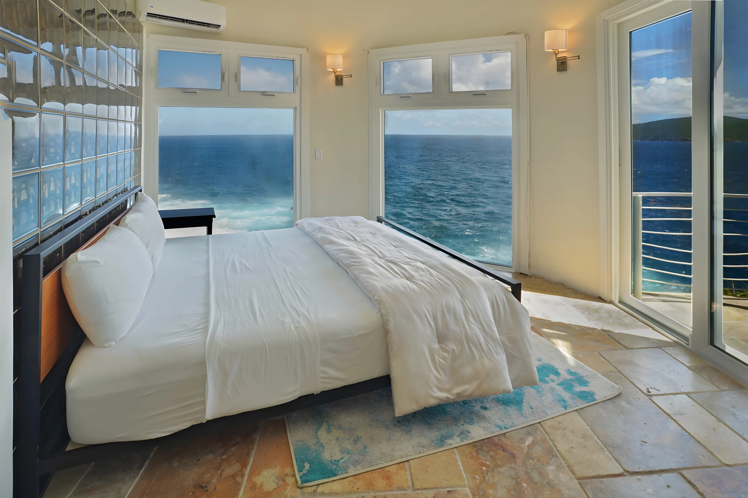 Home in St. Thomas property photo 5