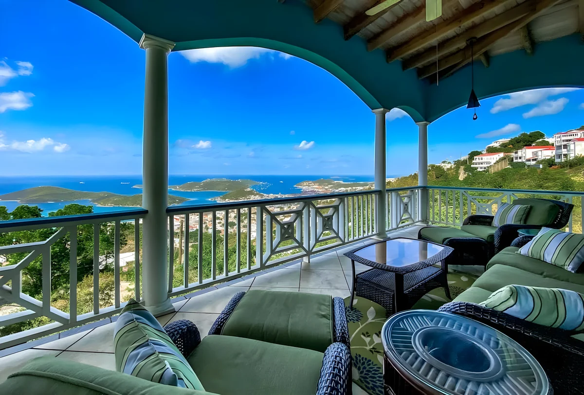 Harbor Lights property photo 5