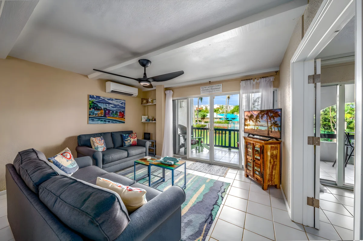 Home in St. Thomas property photo 4