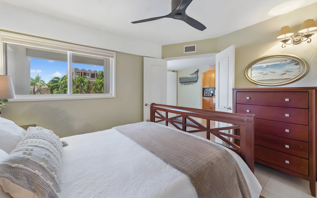 Bedroom 3 image 1