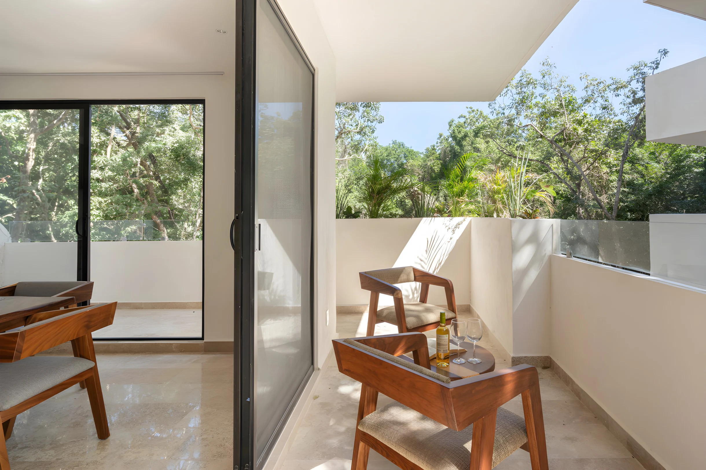 Lux 2 BD w/ Private Plunge Pool + Terrace #17