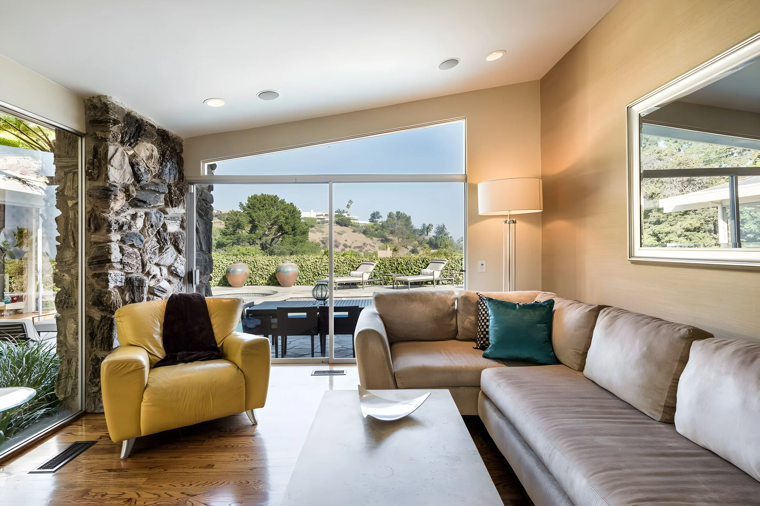 Wander Hollywood Hills Mid-Century Modern #30