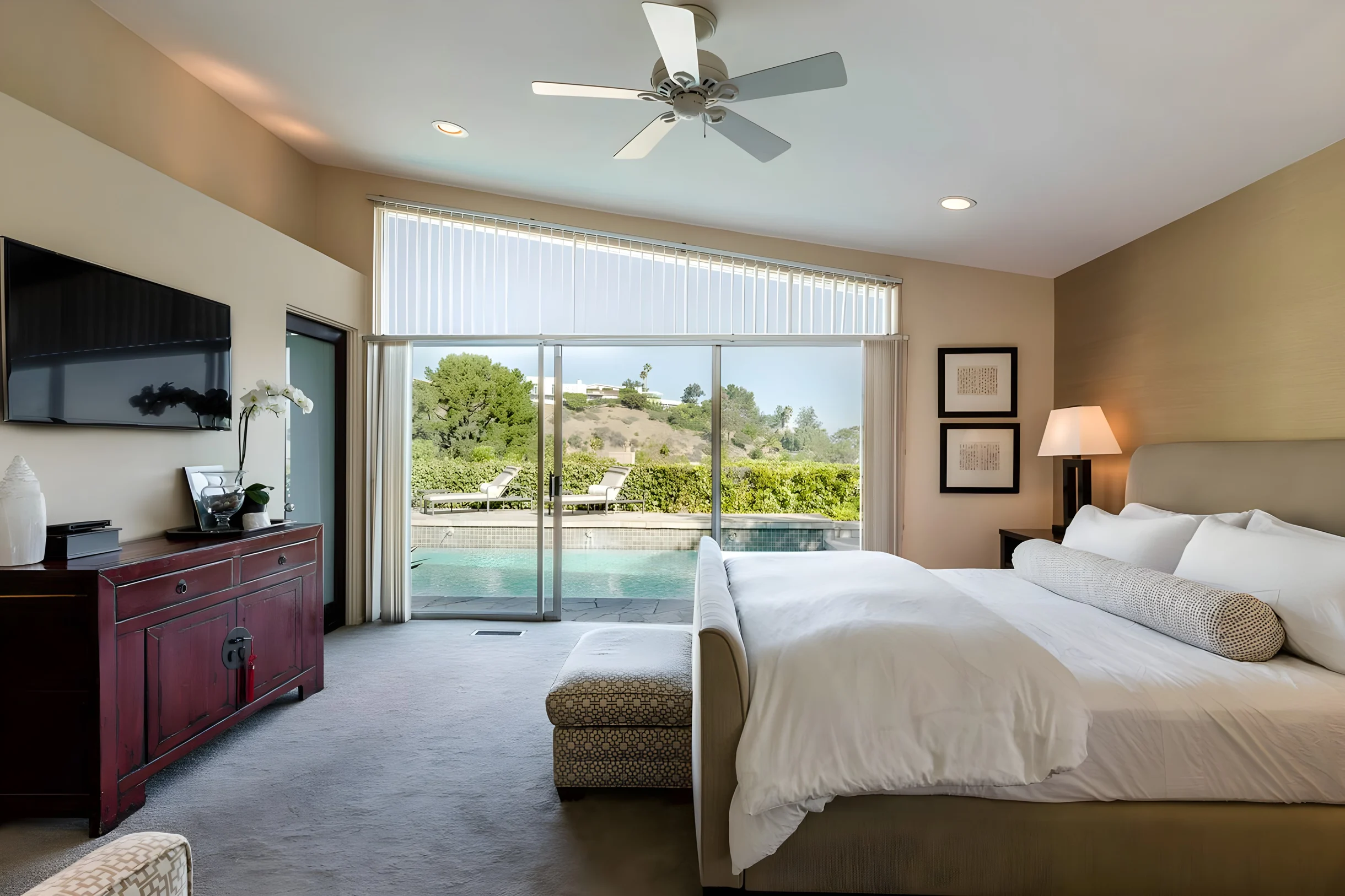 Wander Hollywood Hills Mid-Century Modern #18