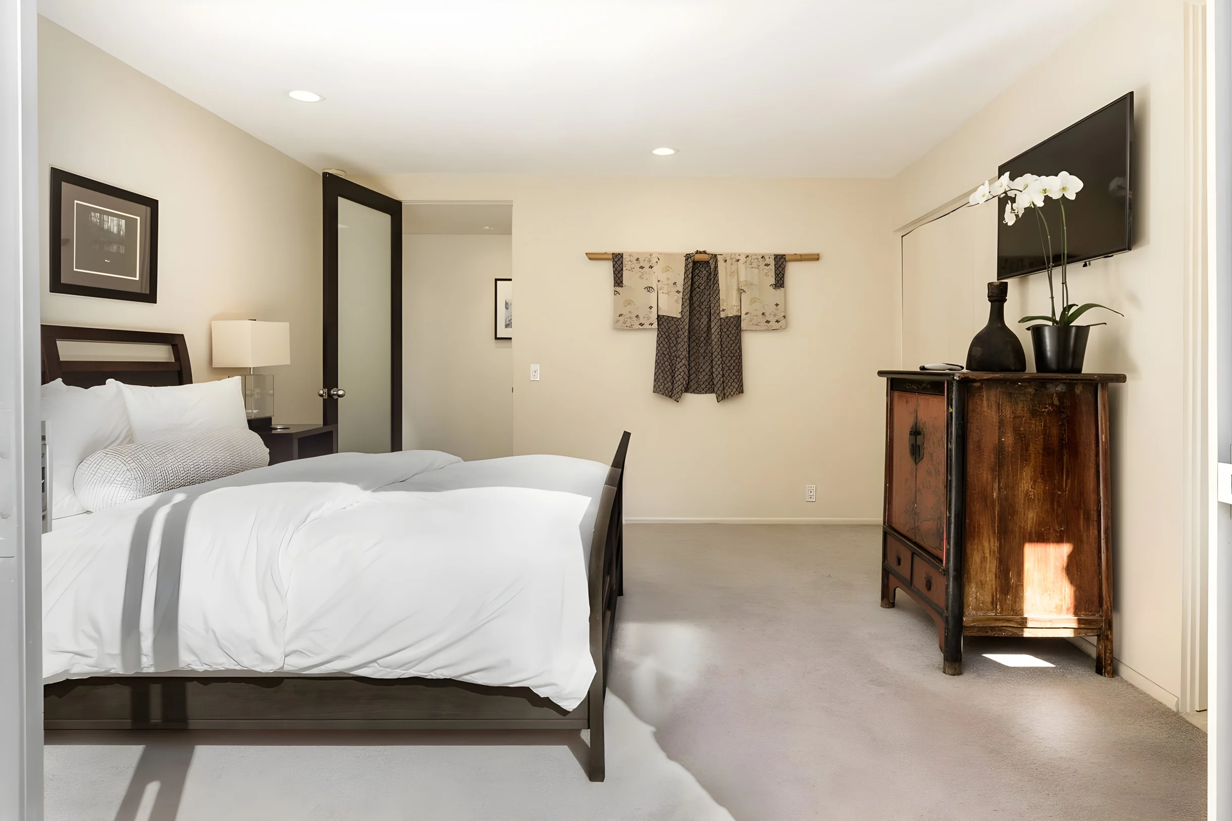 Wander Hollywood Hills Mid-Century Modern #37