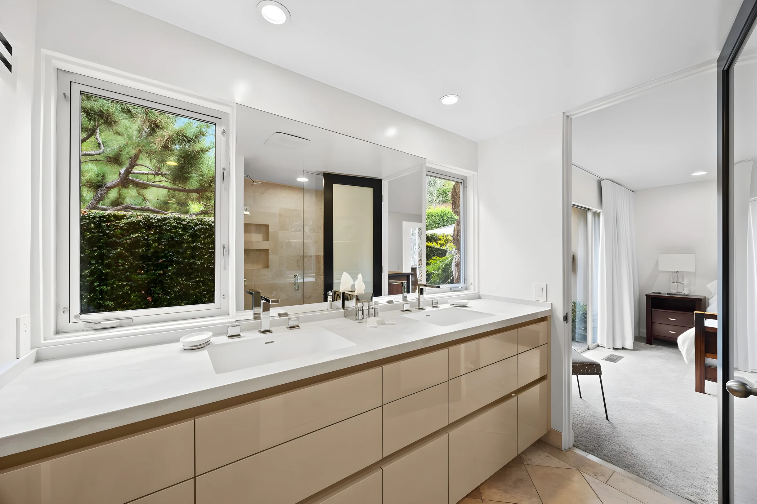 Wander Hollywood Hills Mid-Century Modern #11