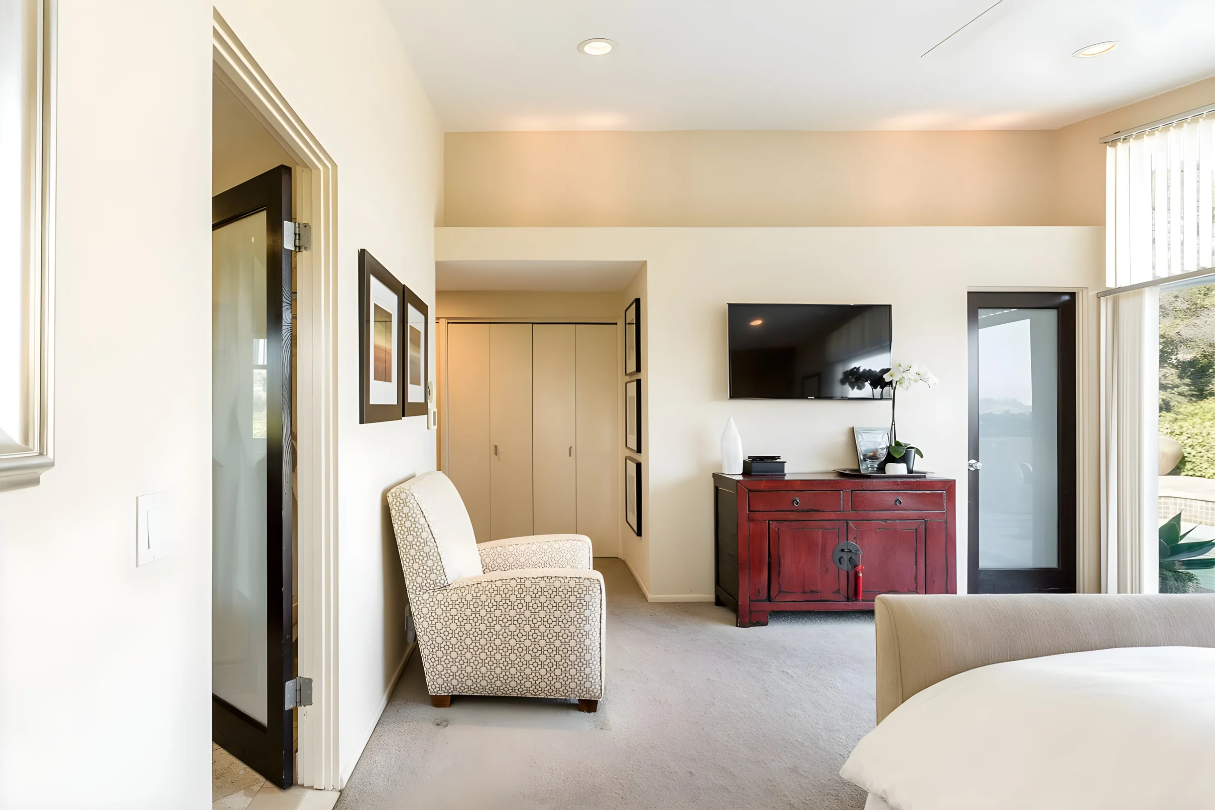 Wander Hollywood Hills Mid-Century Modern #40