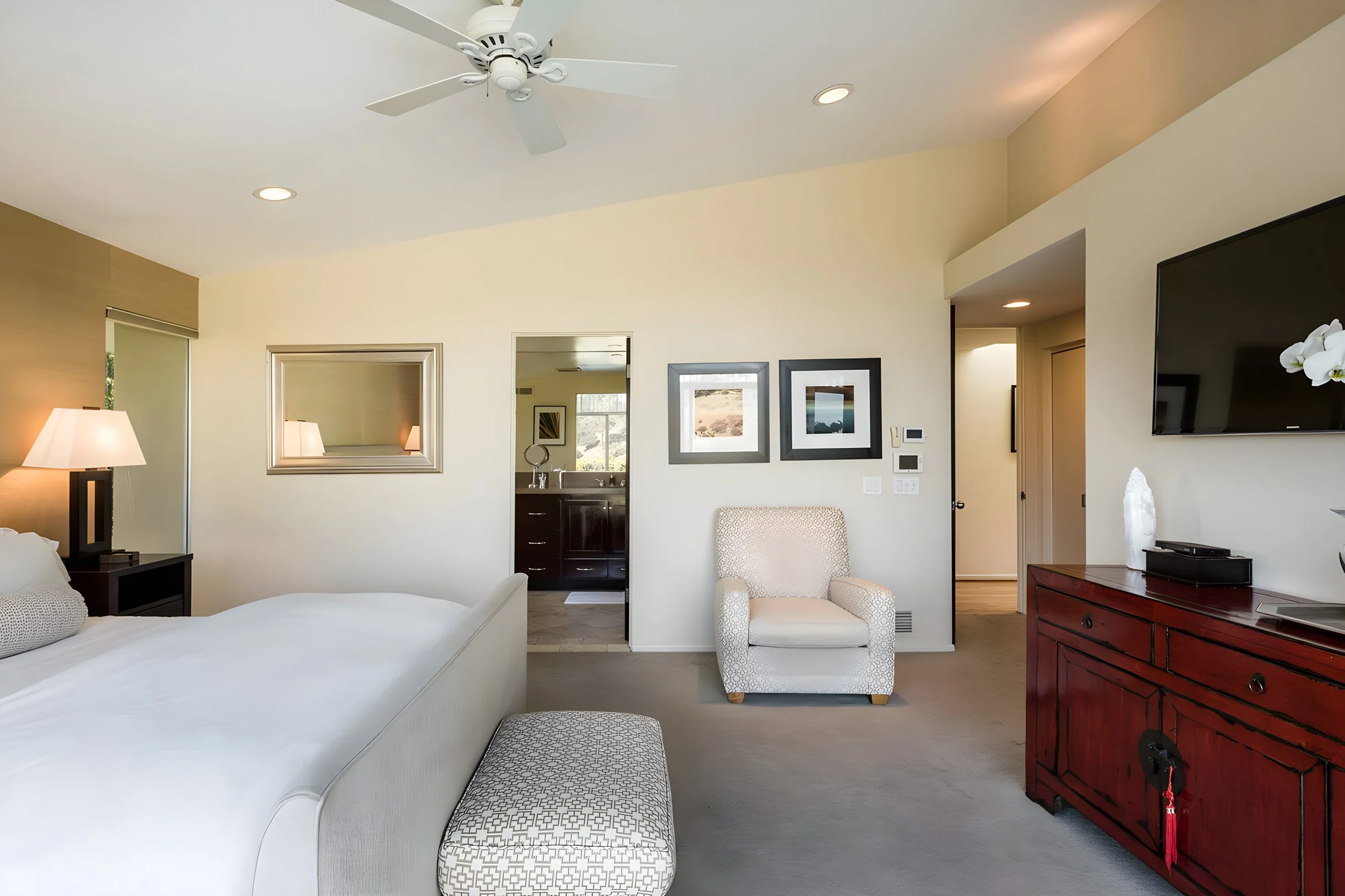 Wander Hollywood Hills Mid-Century Modern #35