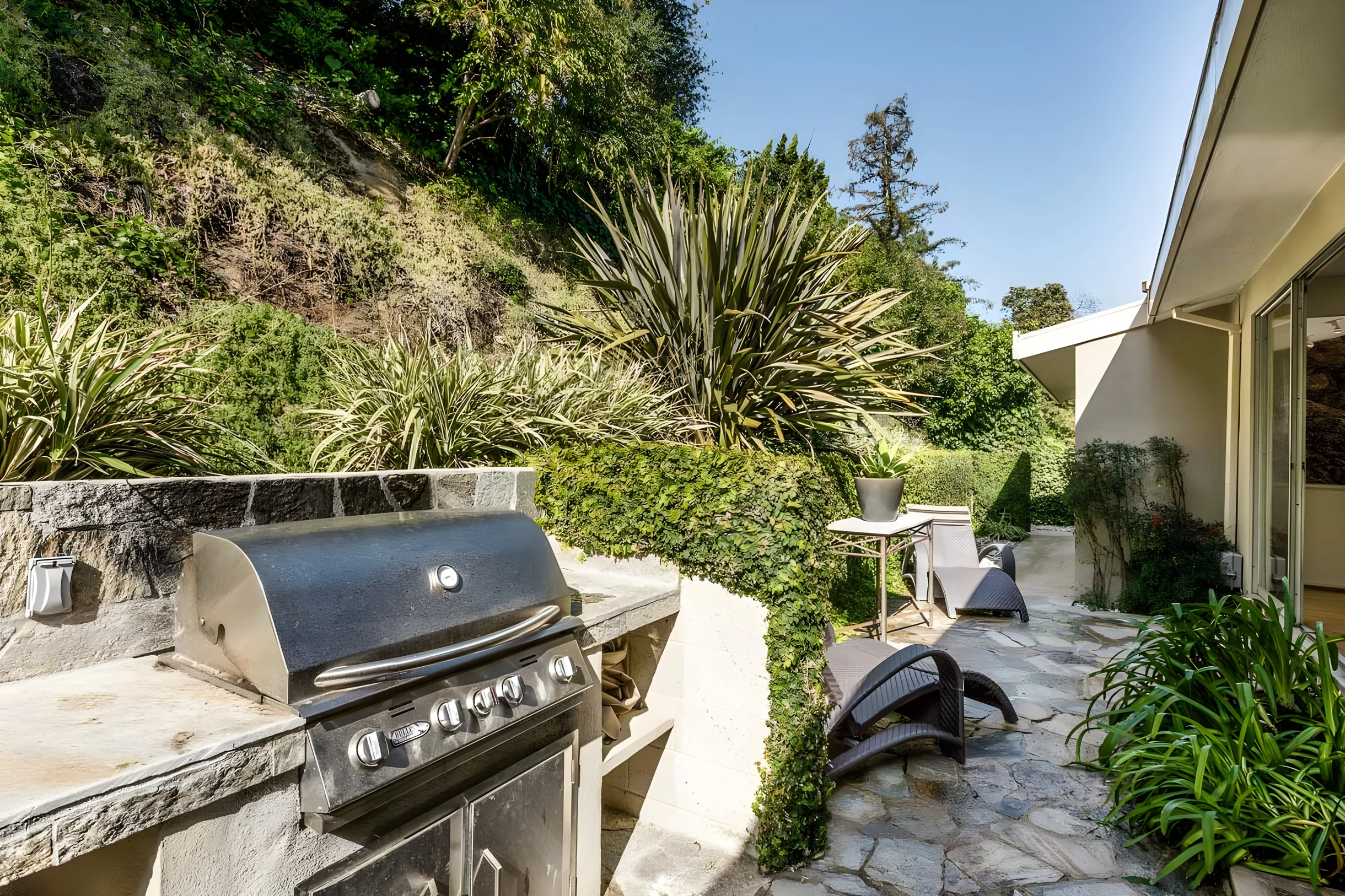 Wander Hollywood Hills Mid-Century Modern #38