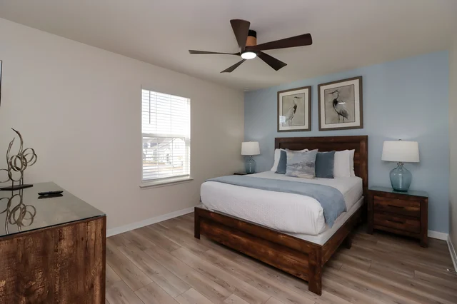 Bedroom 1 image 1