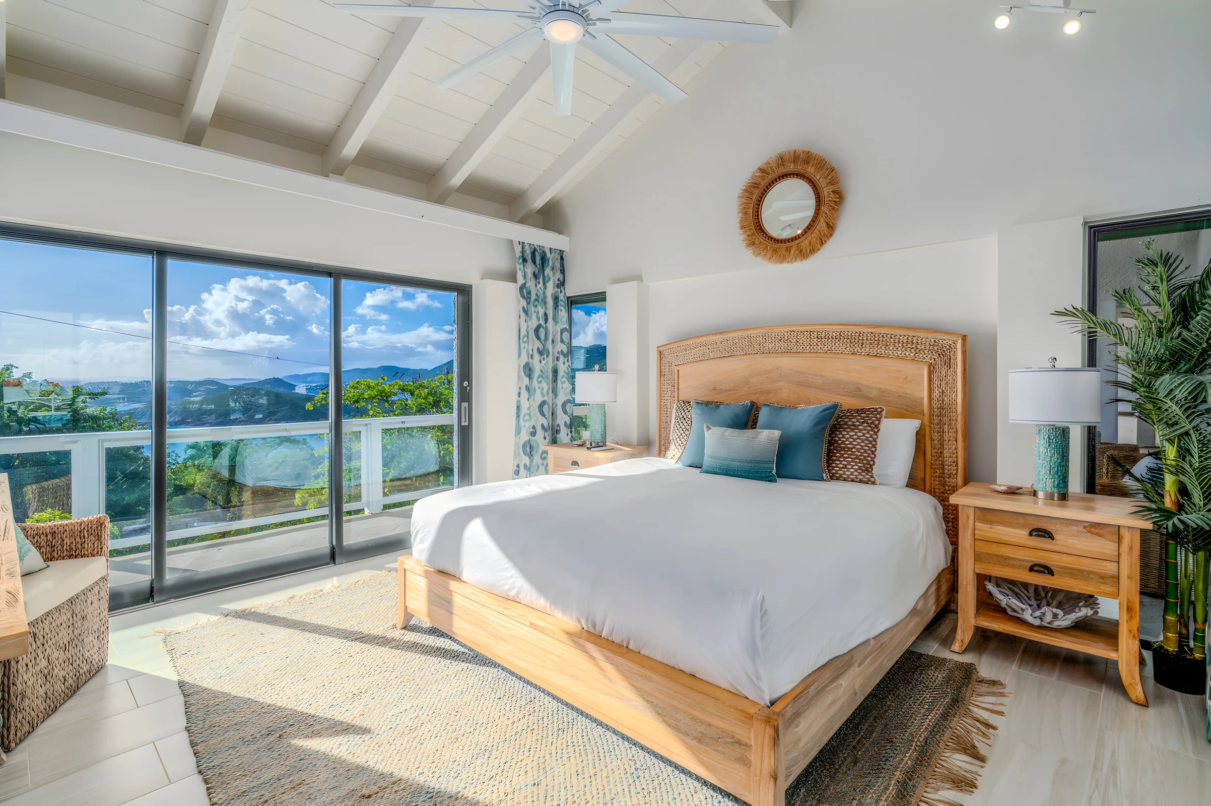 Home in St. Thomas property photo 4