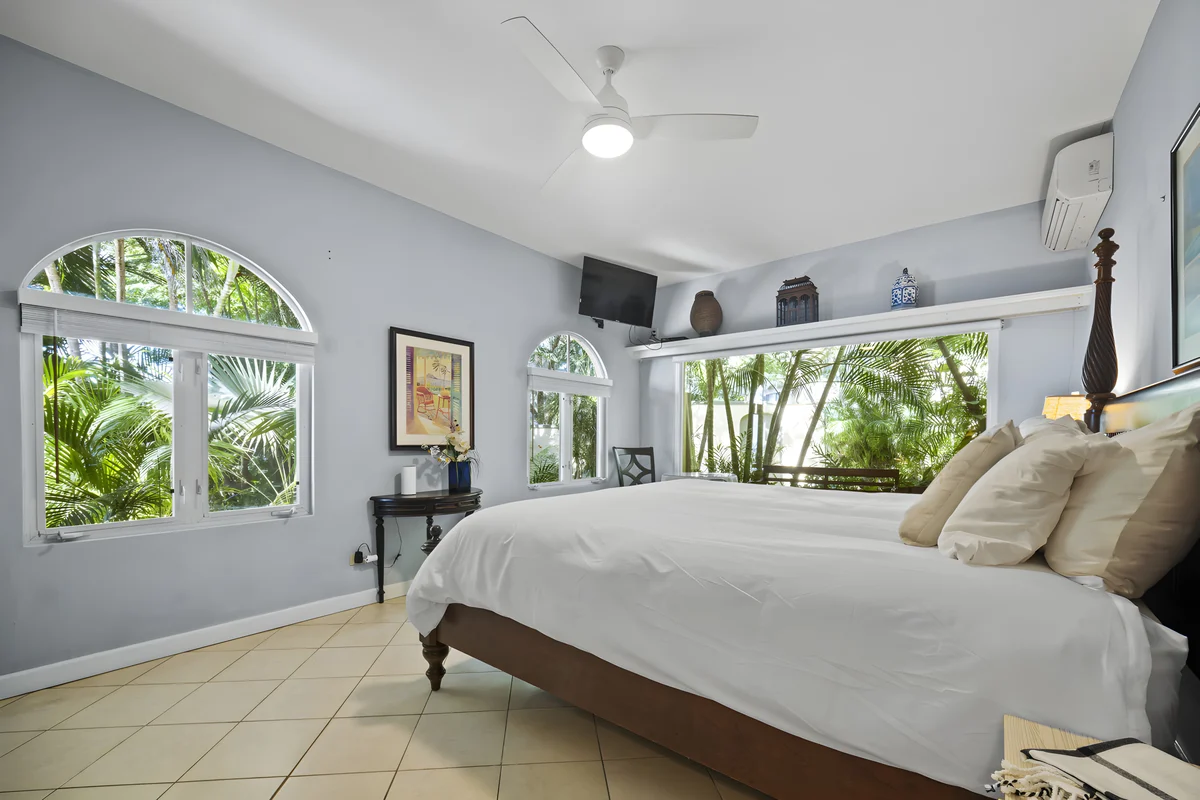 Bedroom 3 image 1