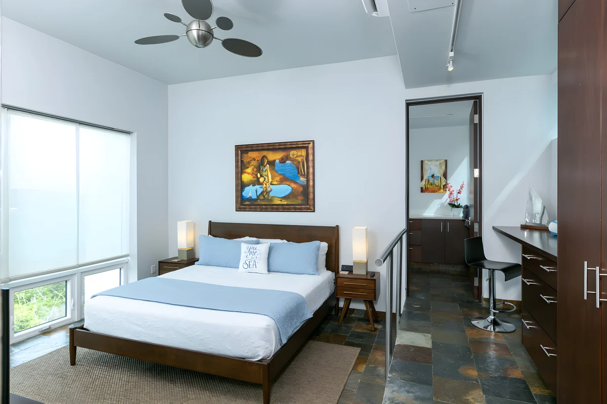 Bedroom 5 image 1