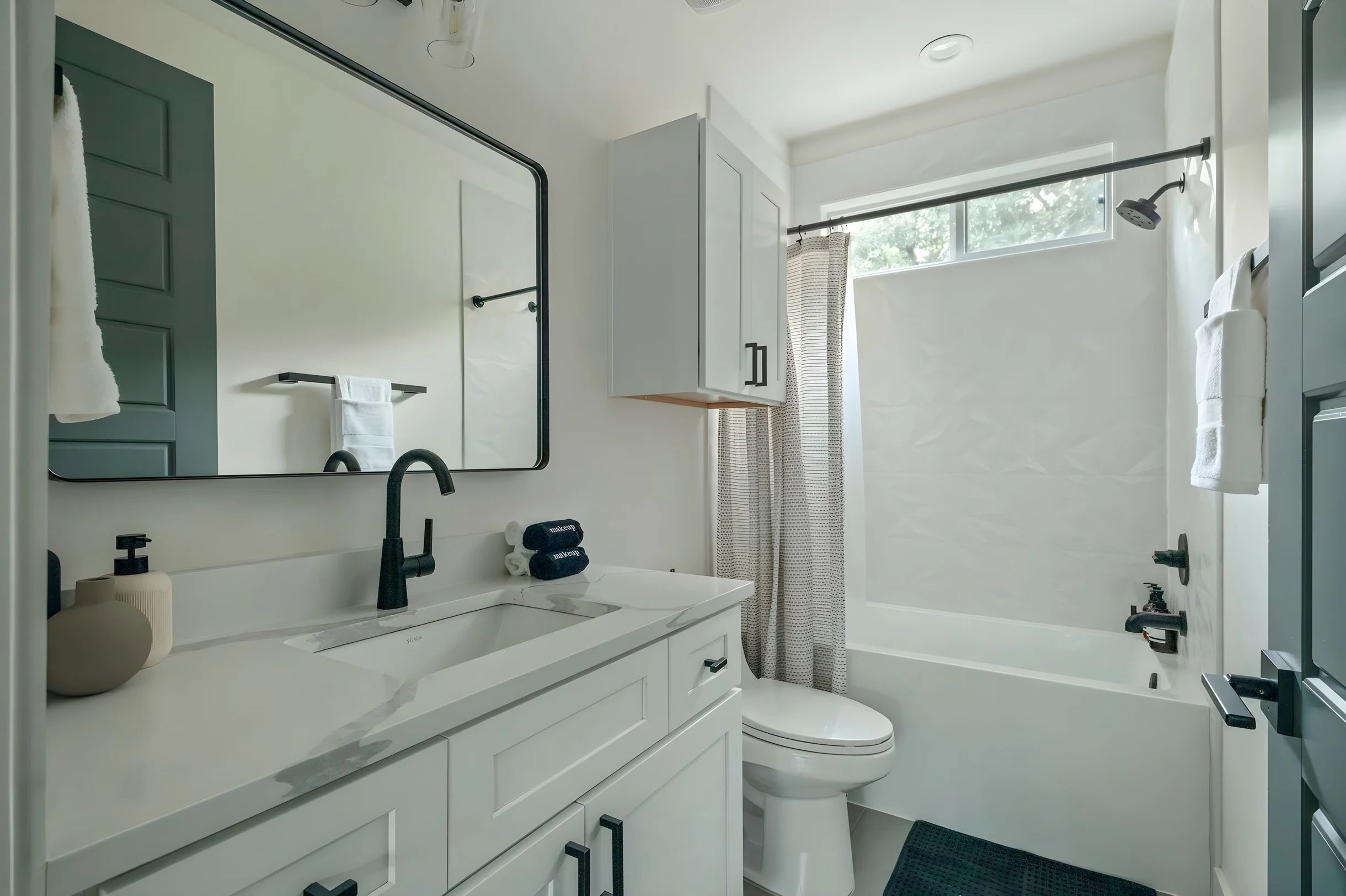 Wander Austin Shoal #34