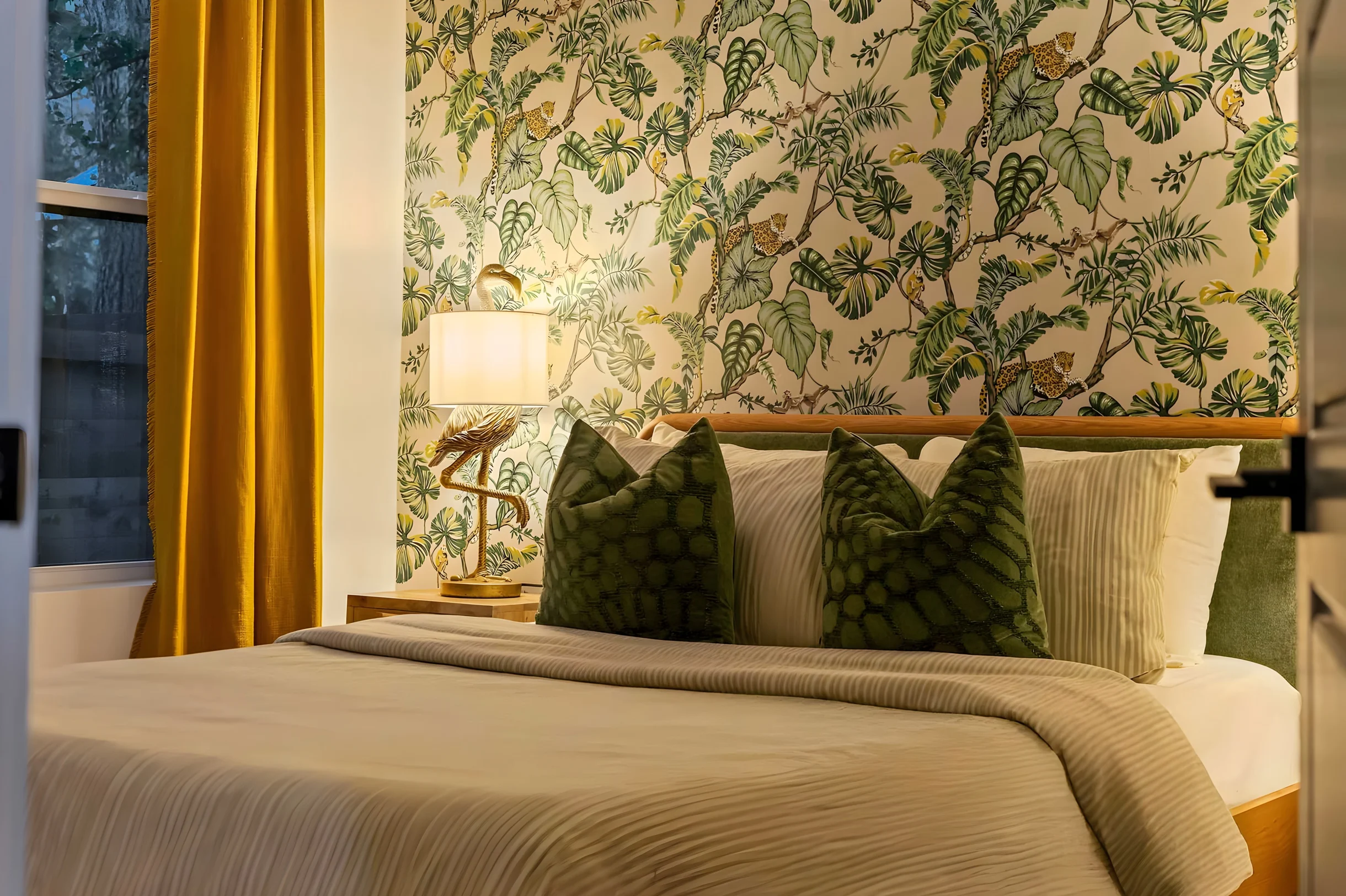 Wander Austin Shoal #28