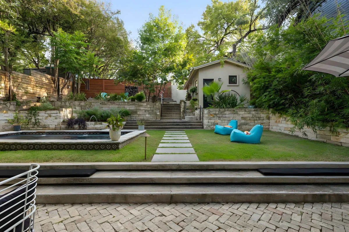 Home in Austin property photo 2