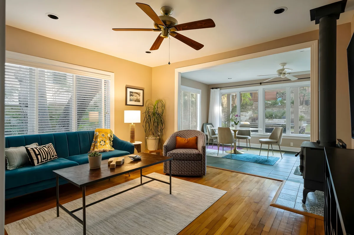 Home in Austin property photo 3
