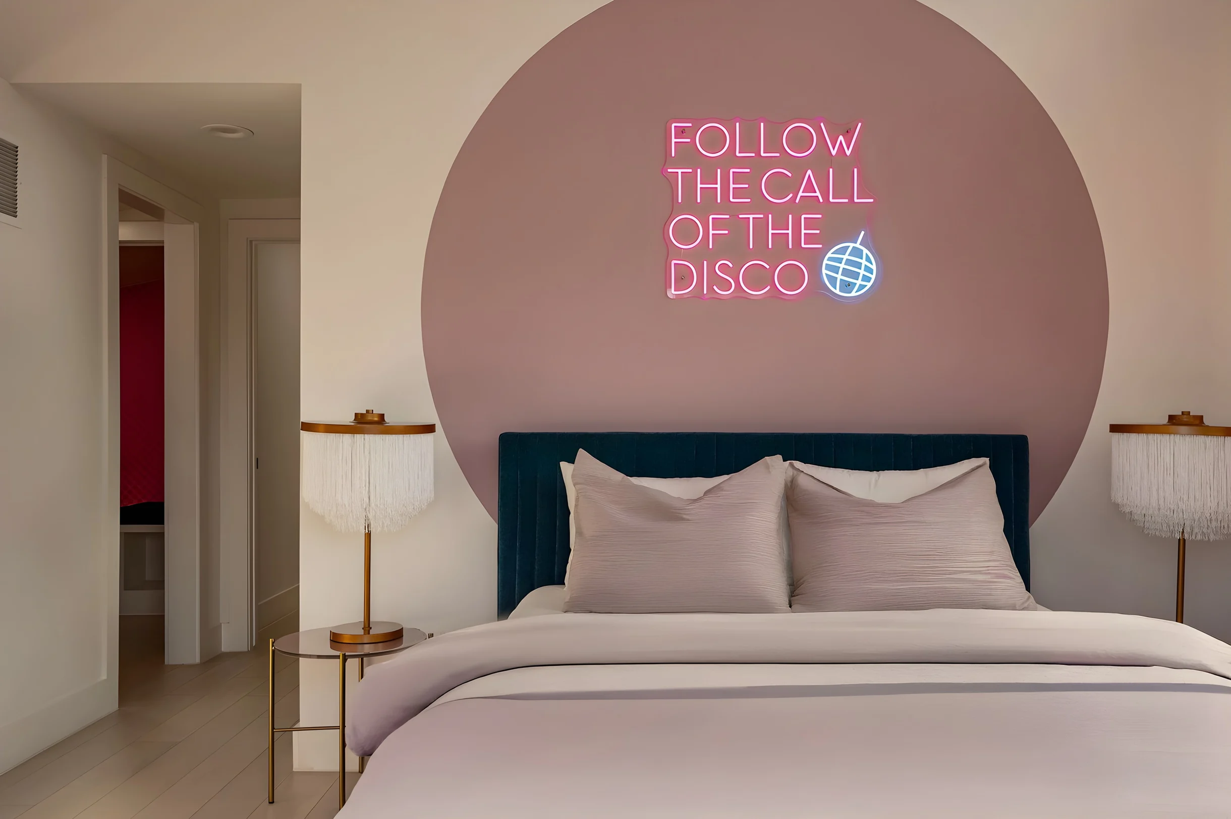 Wander Austin Shoal #24