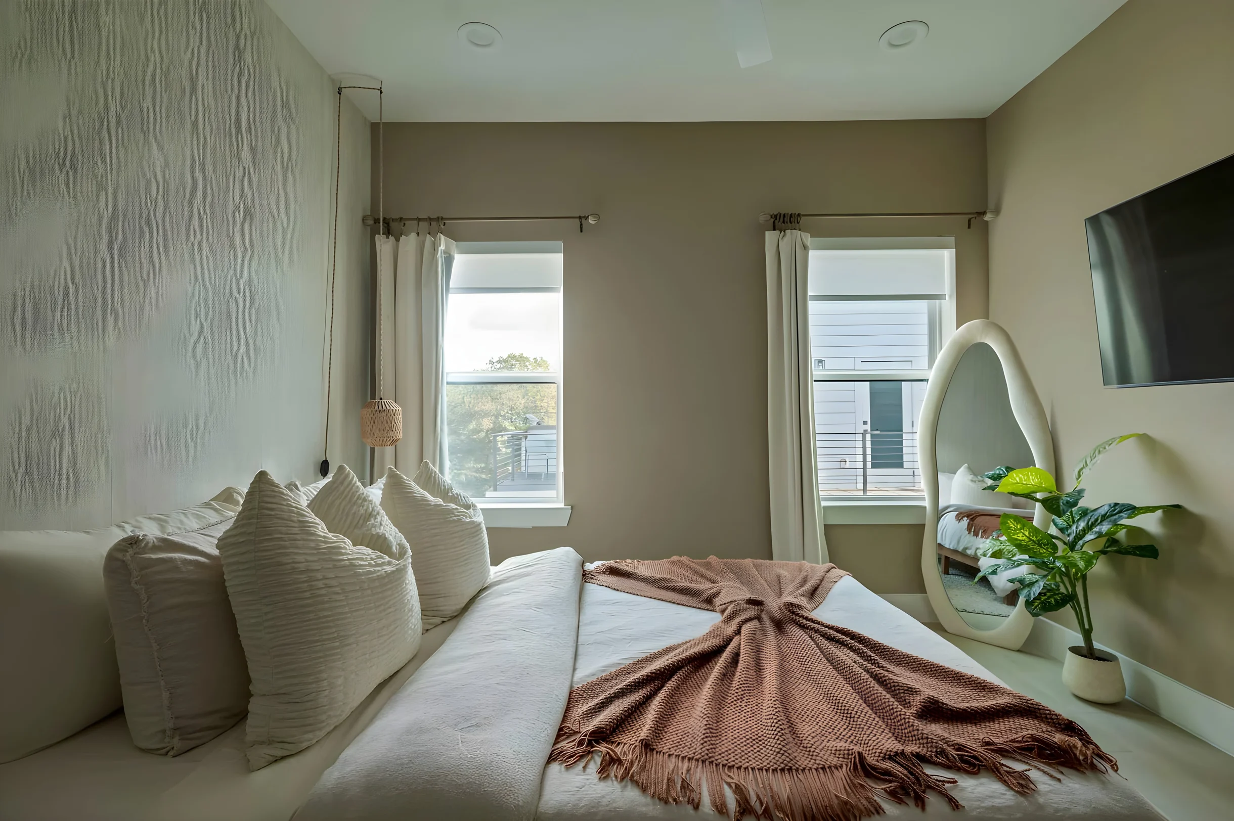 Wander Austin Shoal #14