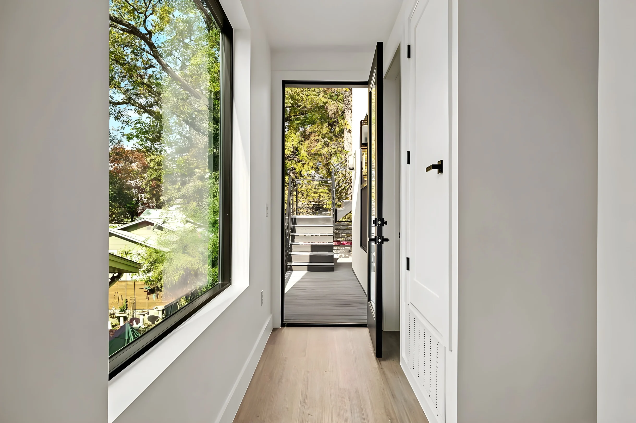 Wander Austin Live Oak #37