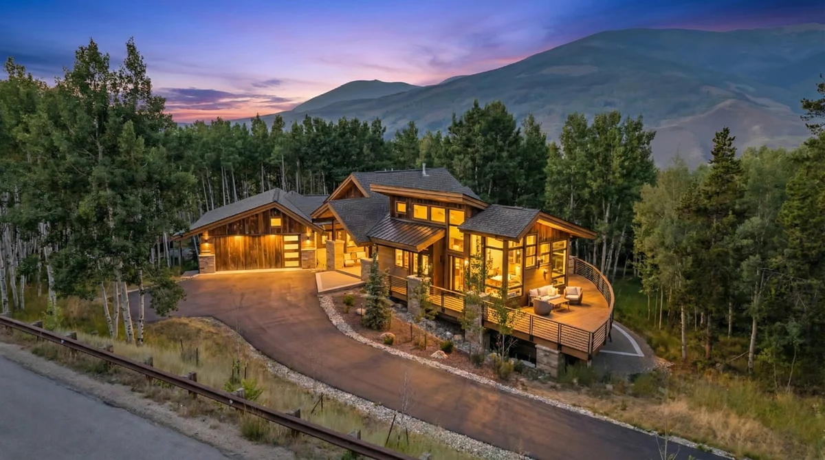 Wander Silverthorne Panorama