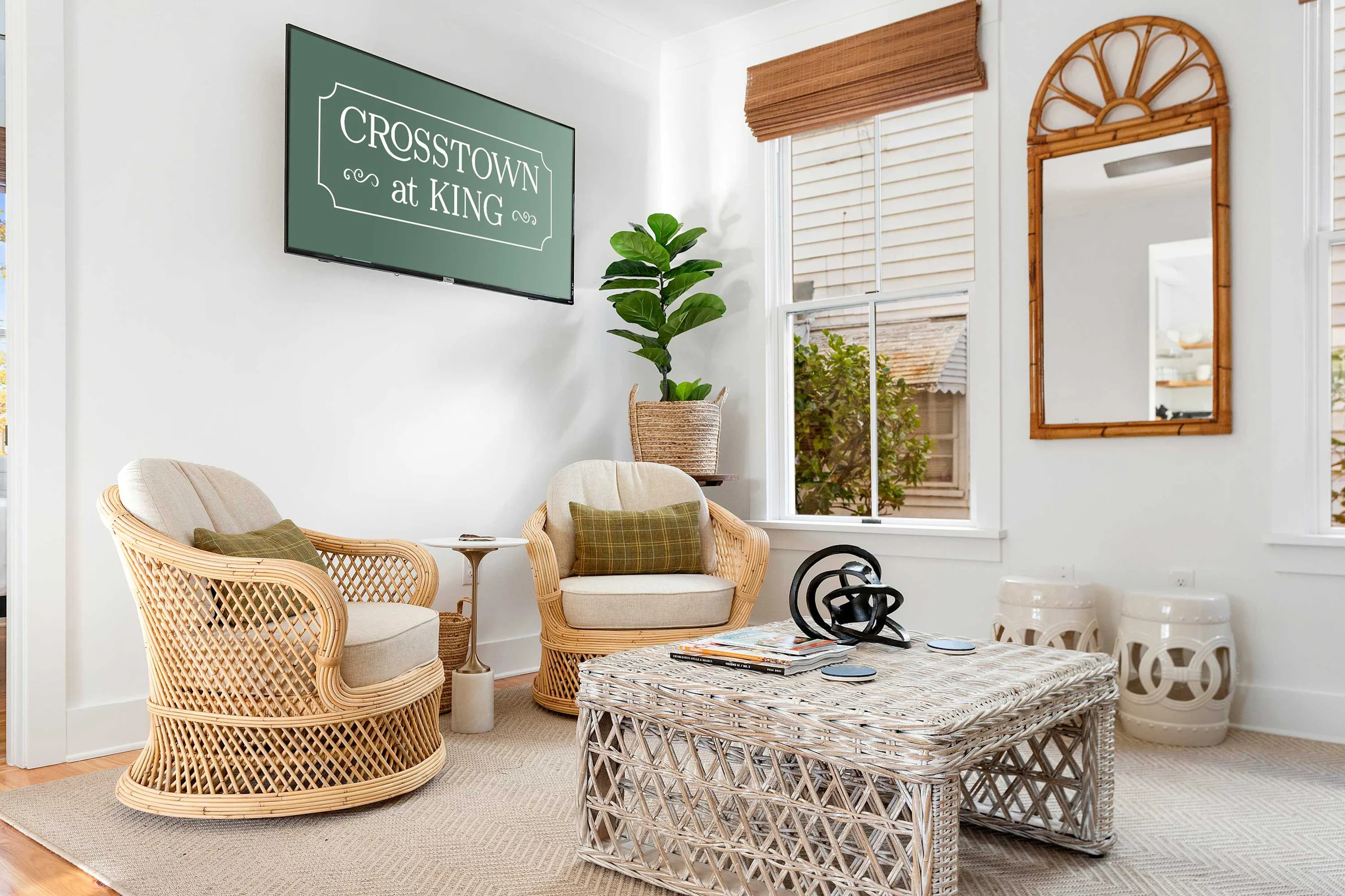 Wander Charleston Charm #7