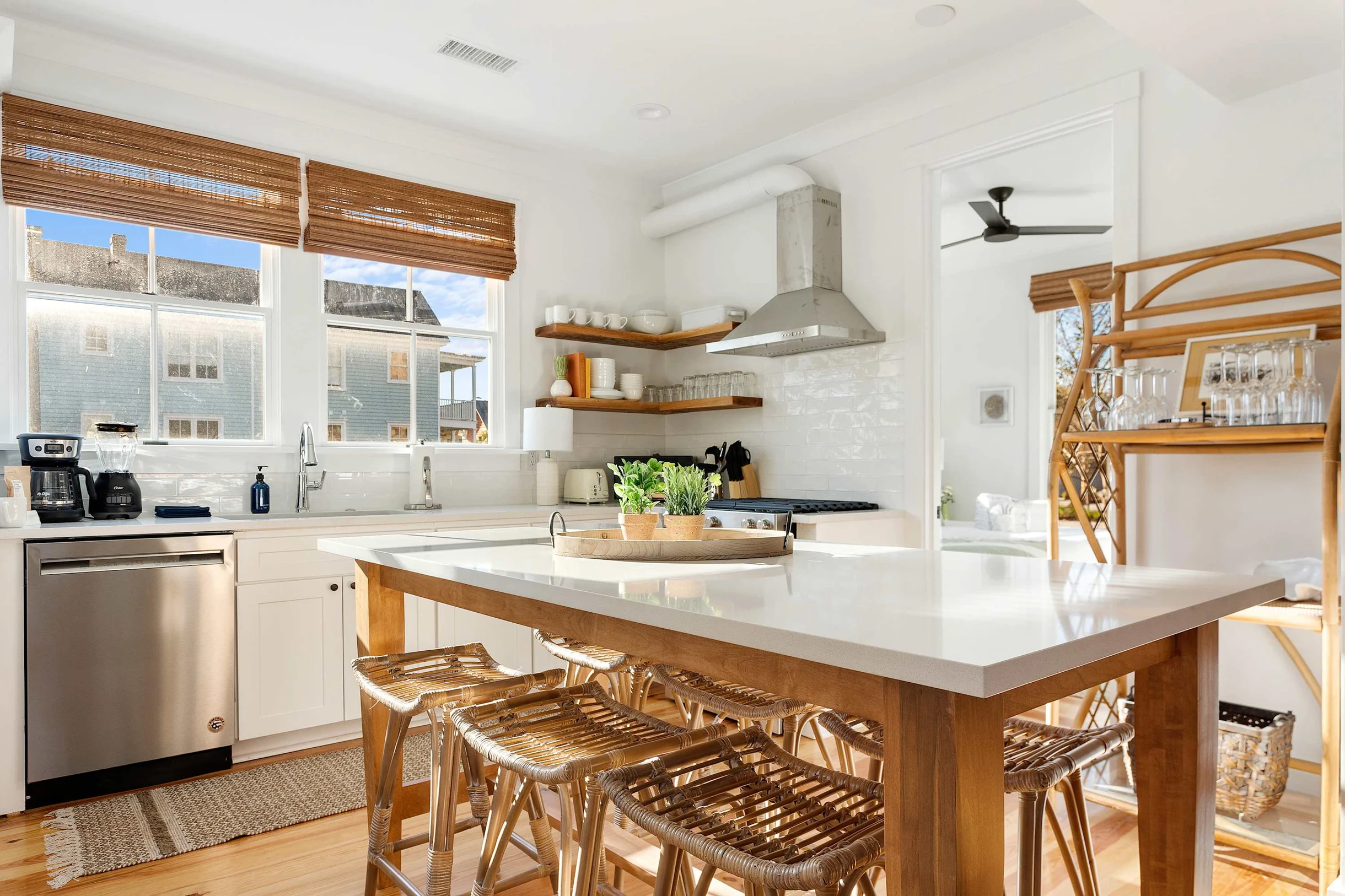 Wander Charleston Charm #9