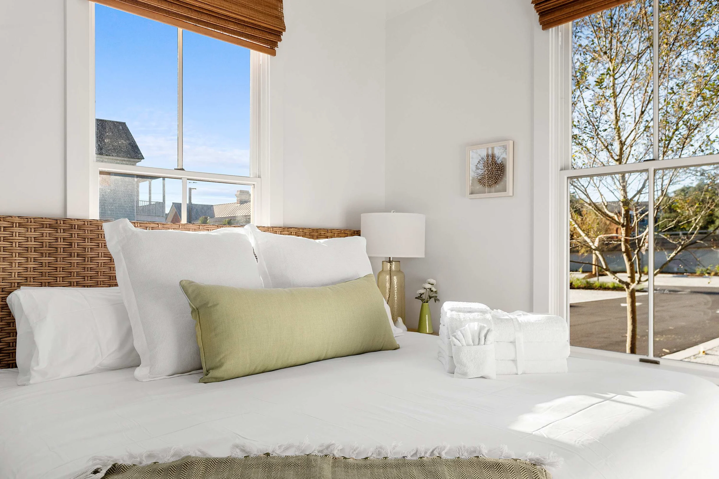 Wander Charleston Charm #36