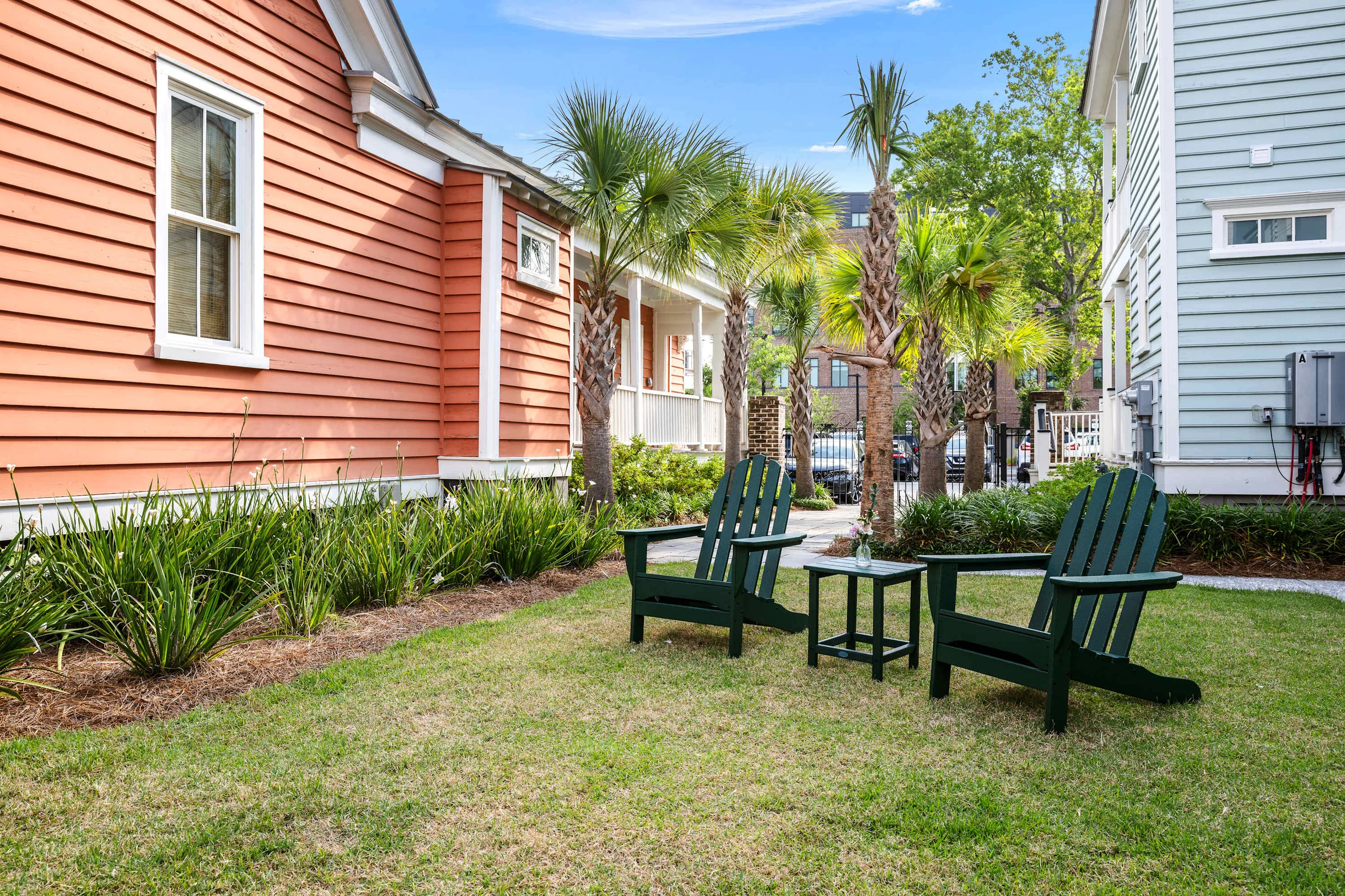Wander Charleston Charm #44