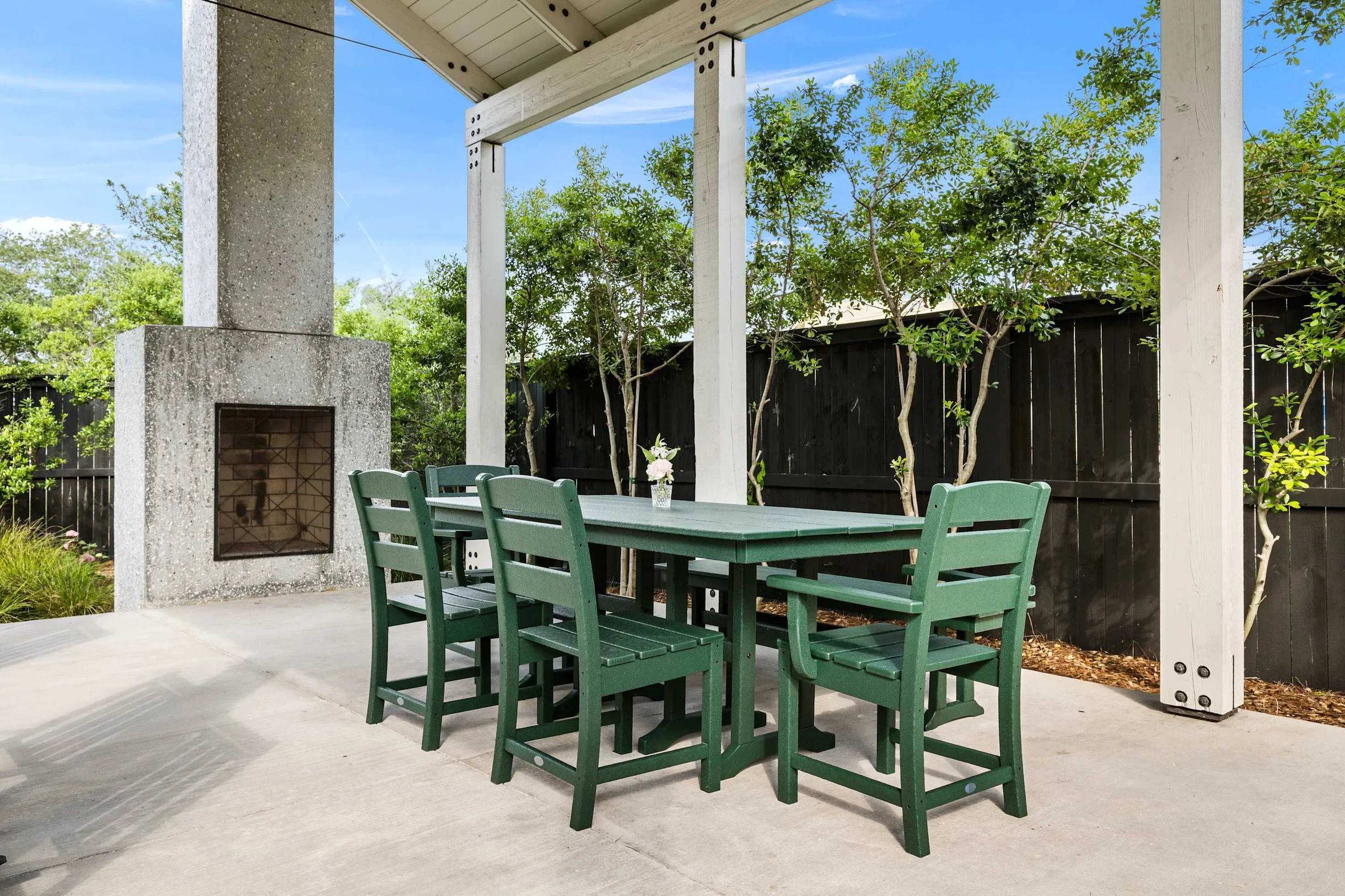 Wander Charleston Charm #47