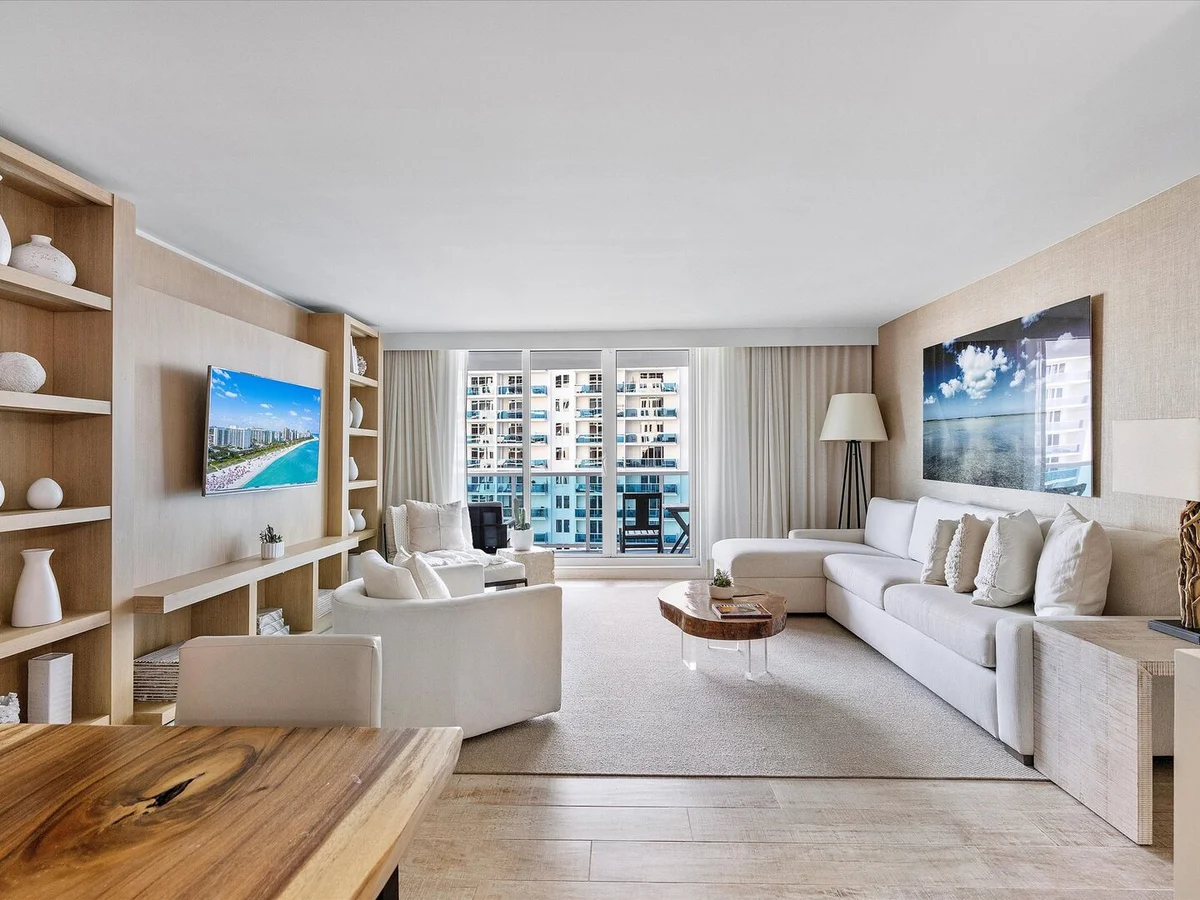 Wander Miami Beach Tides #1