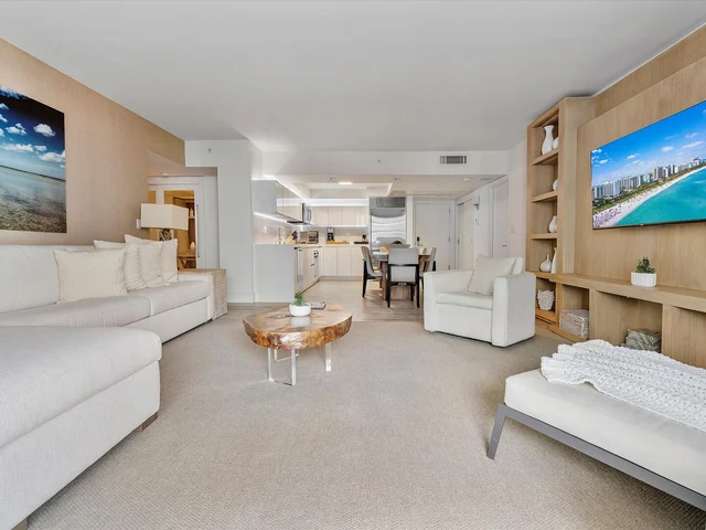 Wander Miami Beach Tides #2