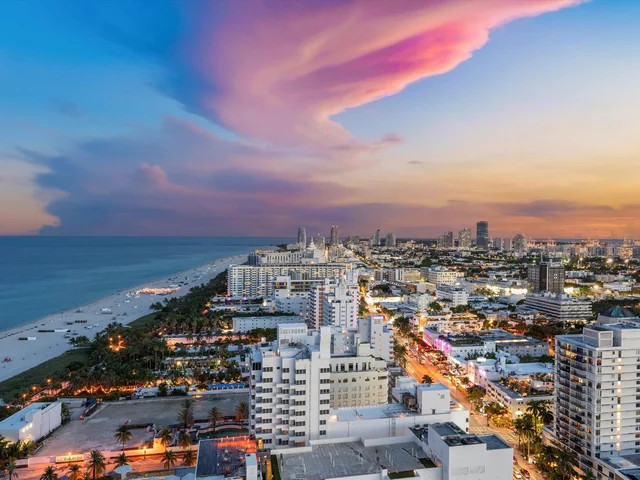 Wander Miami Beach Glow #4