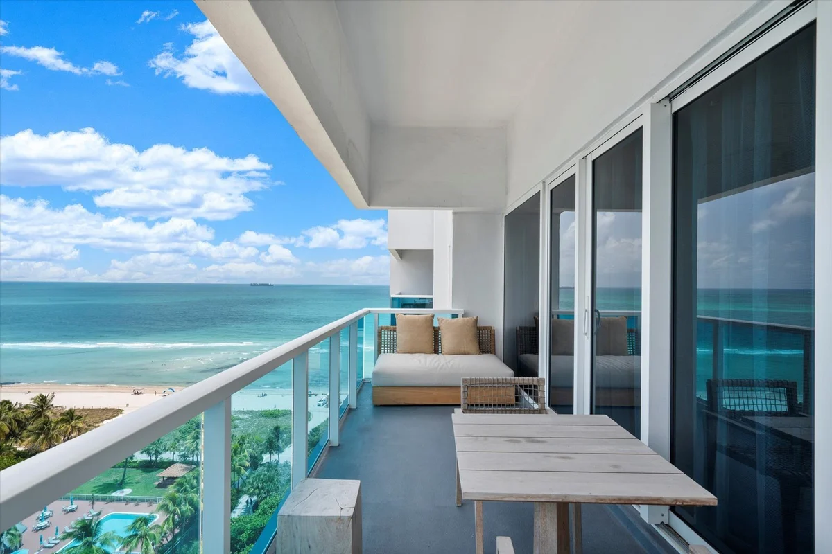 Wander Miami Beach Drift #2