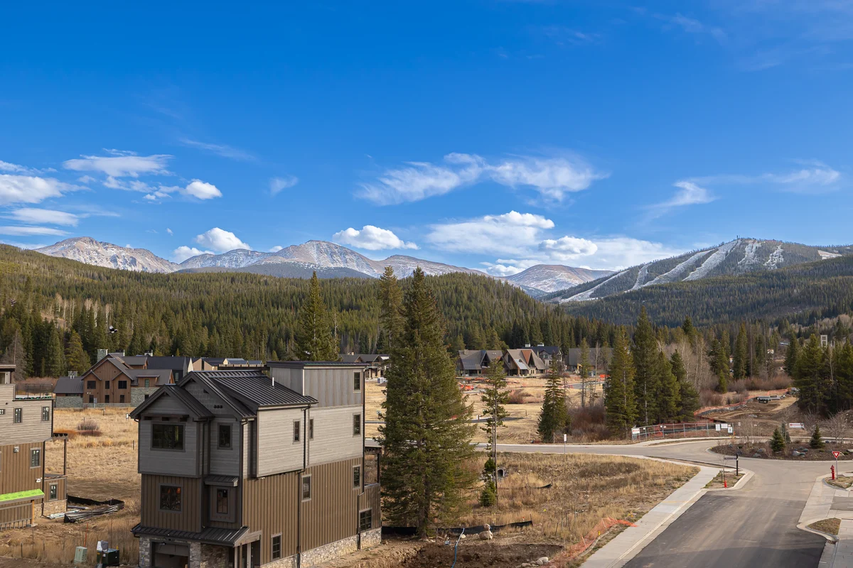 Wander Winter Park Loft