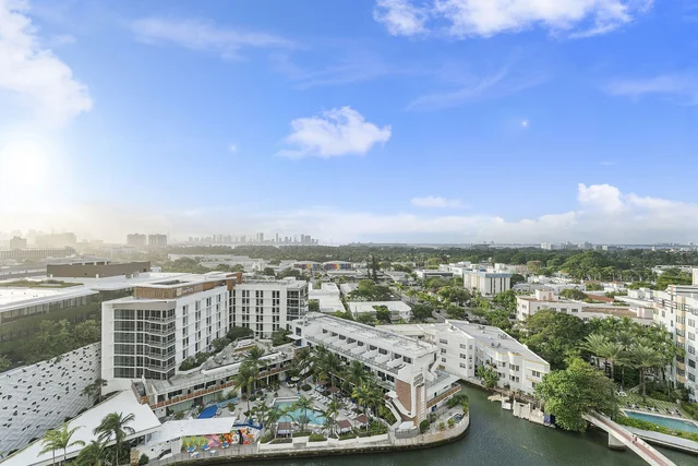 Wander Miami Beach Haze #5